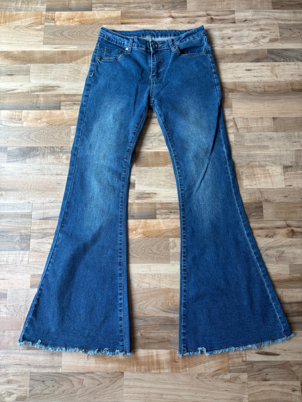 Super Flare Bell Bottom Jeans Medium Wash Raw Hem Y2K Boho Hippie Size M